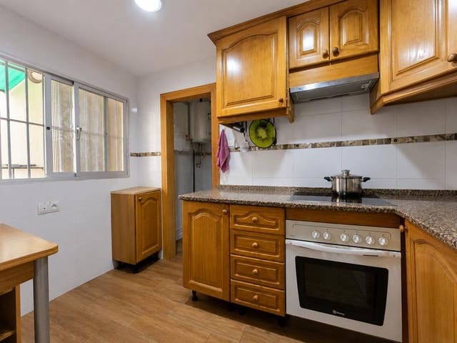 3 soverom Leilighet til salgs i Cruz de Humilladero, Málaga by - € 260 000 (Ref: 9650817)