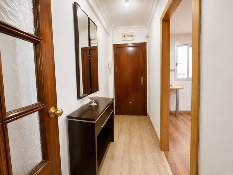3 Zimmer Wohnung zu verkaufen in Malaga Stadt - 260.000 € (Ref: 9650817)