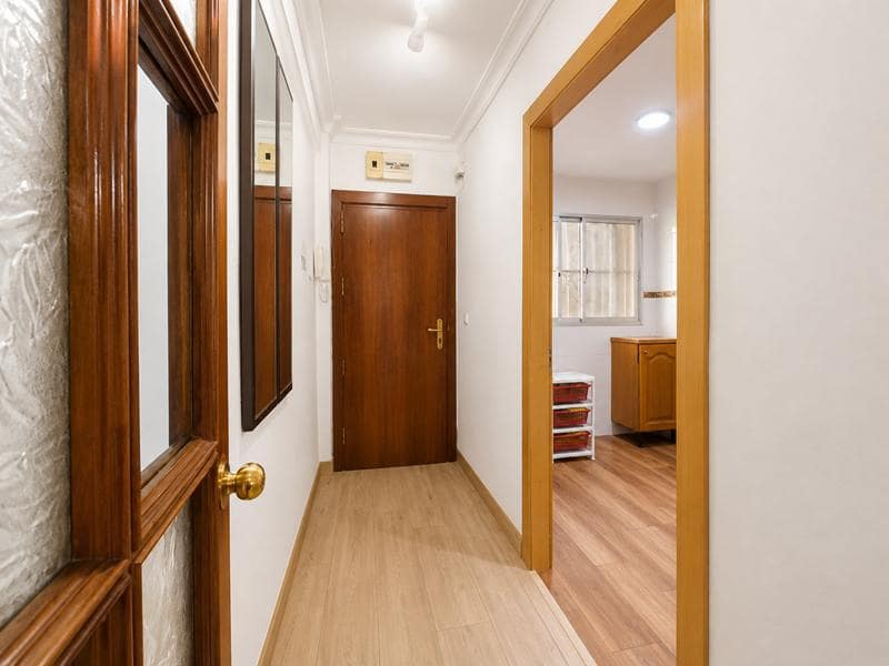 3 Zimmer Wohnung zu verkaufen in Malaga Stadt - 260.000 € (Ref: 9650817)