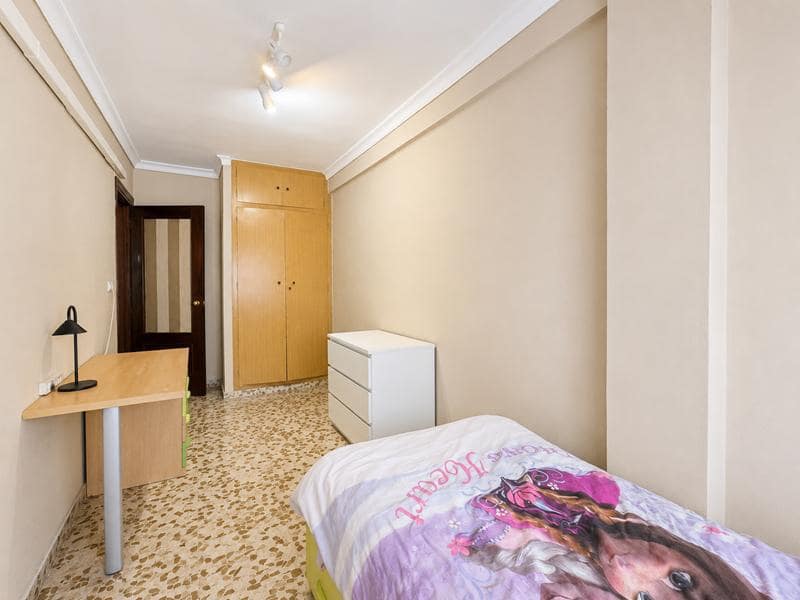 3 Zimmer Wohnung zu verkaufen in Malaga Stadt - 260.000 € (Ref: 9650817)