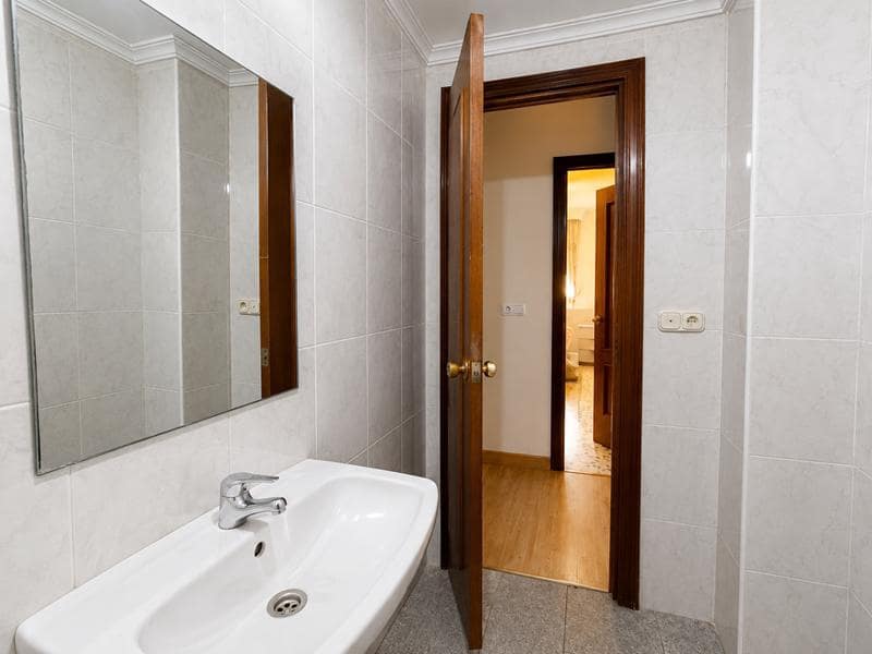 3 Zimmer Wohnung zu verkaufen in Malaga Stadt - 260.000 € (Ref: 9650817)