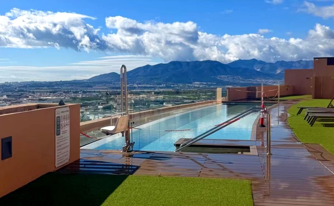 Piso de 3 habitaciones en Málaga ciudad en venta con piscina garaje - 615.000 € (Ref: 9665283)