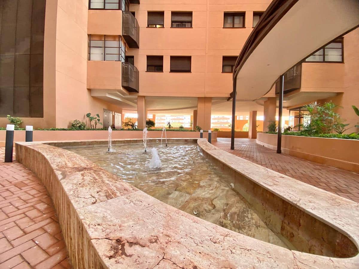Piso de 3 habitaciones en Málaga ciudad en venta con piscina garaje - 615.000 € (Ref: 9665283)