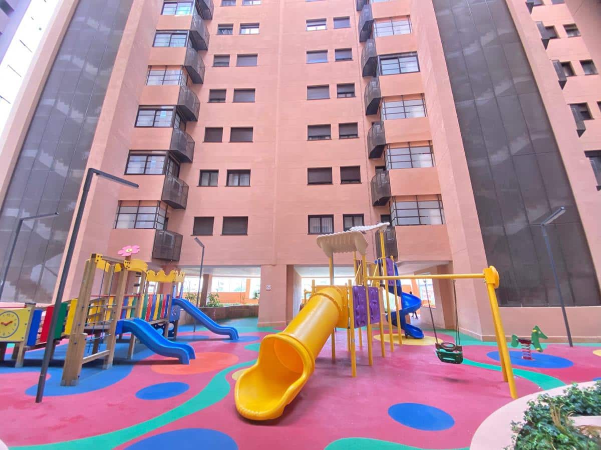 Piso de 3 habitaciones en Málaga ciudad en venta con piscina garaje - 615.000 € (Ref: 9665283)