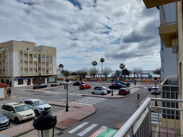 2 makuuhuone Asunto myytävänä paikassa San Luis de Sabinillas - 212 100 € (Ref: 9665514)