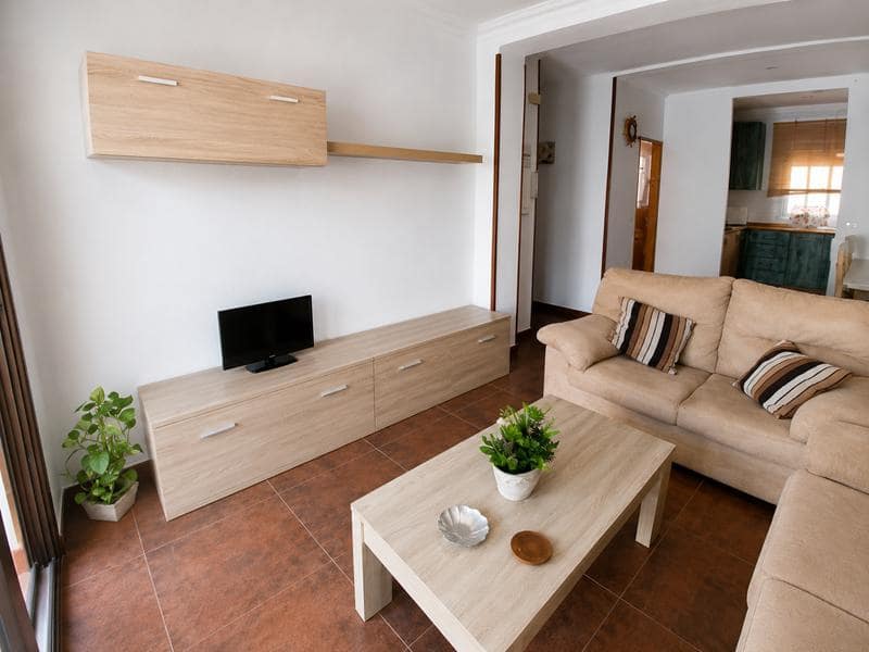 Piso de 2 habitaciones en San Luis de Sabinillas en venta - 212.100 € (Ref: 9665514)