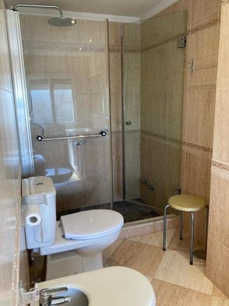 3 makuuhuone Rivitalo vuokrattavana paikassa Estepona mukana uima-altaan - 2 100 € (Ref: 9665516)