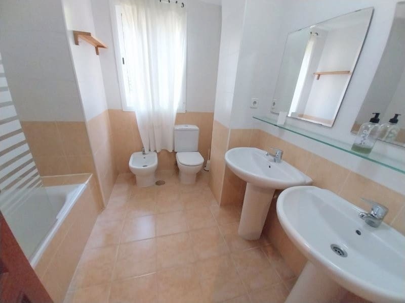 2 sypialnia Mieszkanie na sprzedaż w Casares z basenem - 254 520 € (Ref: 9679277)