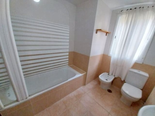 2 sypialnia Mieszkanie na sprzedaż w Casares z basenem - 254 520 € (Ref: 9679277)