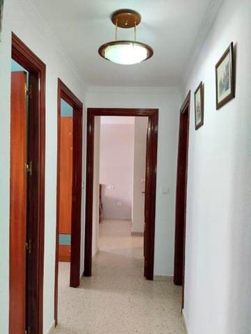 3 quarto Apartamento para arrendar em Málaga cidade com piscina - 1 500 € (Ref: 9688463)