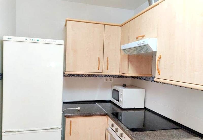 3 quarto Apartamento para arrendar em Malaga cidade com piscina - 1 500 € (Ref: 9688463)