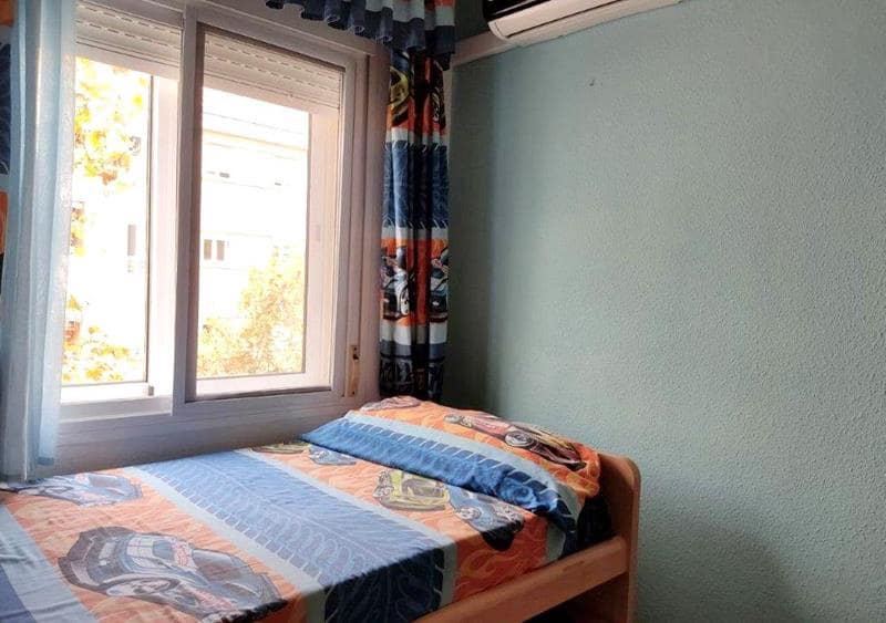 3 quarto Apartamento para arrendar em Malaga cidade com piscina - 1 500 € (Ref: 9688463)