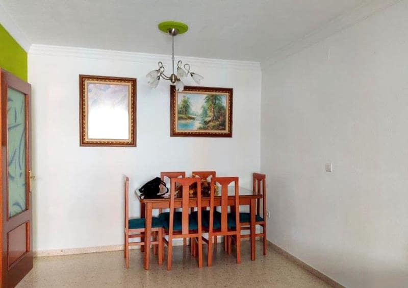 3 quarto Apartamento para arrendar em Malaga cidade com piscina - 1 500 € (Ref: 9688463)