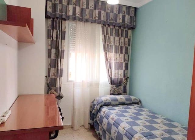 3 quarto Apartamento para arrendar em Málaga cidade com piscina - 1 500 € (Ref: 9688463)