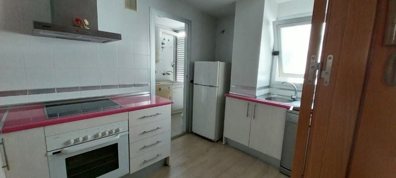 2 slaapkamer Flat te koop in Malaga stad met garage - € 375.000 (Ref: 9697824)