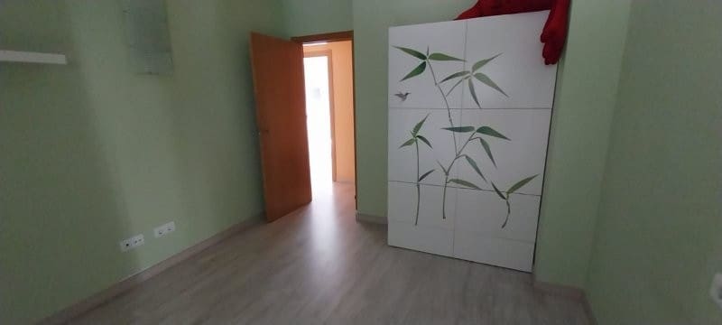 2 slaapkamer Flat te koop in Malaga stad met garage - € 375.000 (Ref: 9697824)