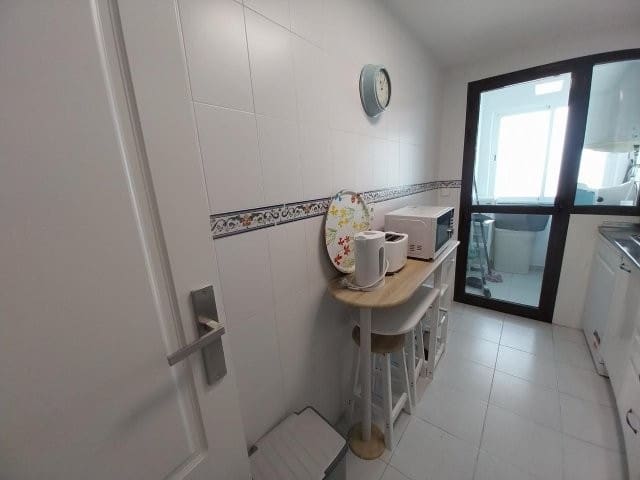 2 Zimmer Wohnung zu vermieten in San Luis de Sabinillas, Manilva mit Pool Garage - 1.350 € (Ref: 9725124)