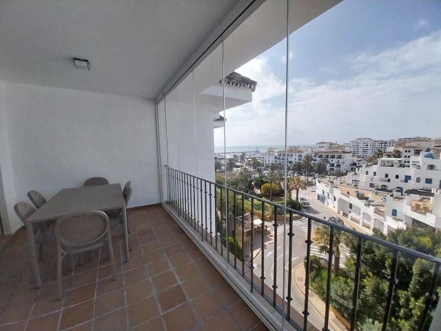 2 Zimmer Wohnung zu vermieten in San Luis de Sabinillas, Manilva mit Pool Garage - 1.350 € (Ref: 9725124)