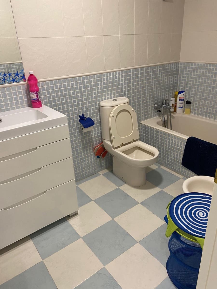 2 makuuhuone Asunto vuokrattavana paikassa San Luis de Sabinillas mukana uima-altaan 
autotalli - 850 € (Ref: 9756218)