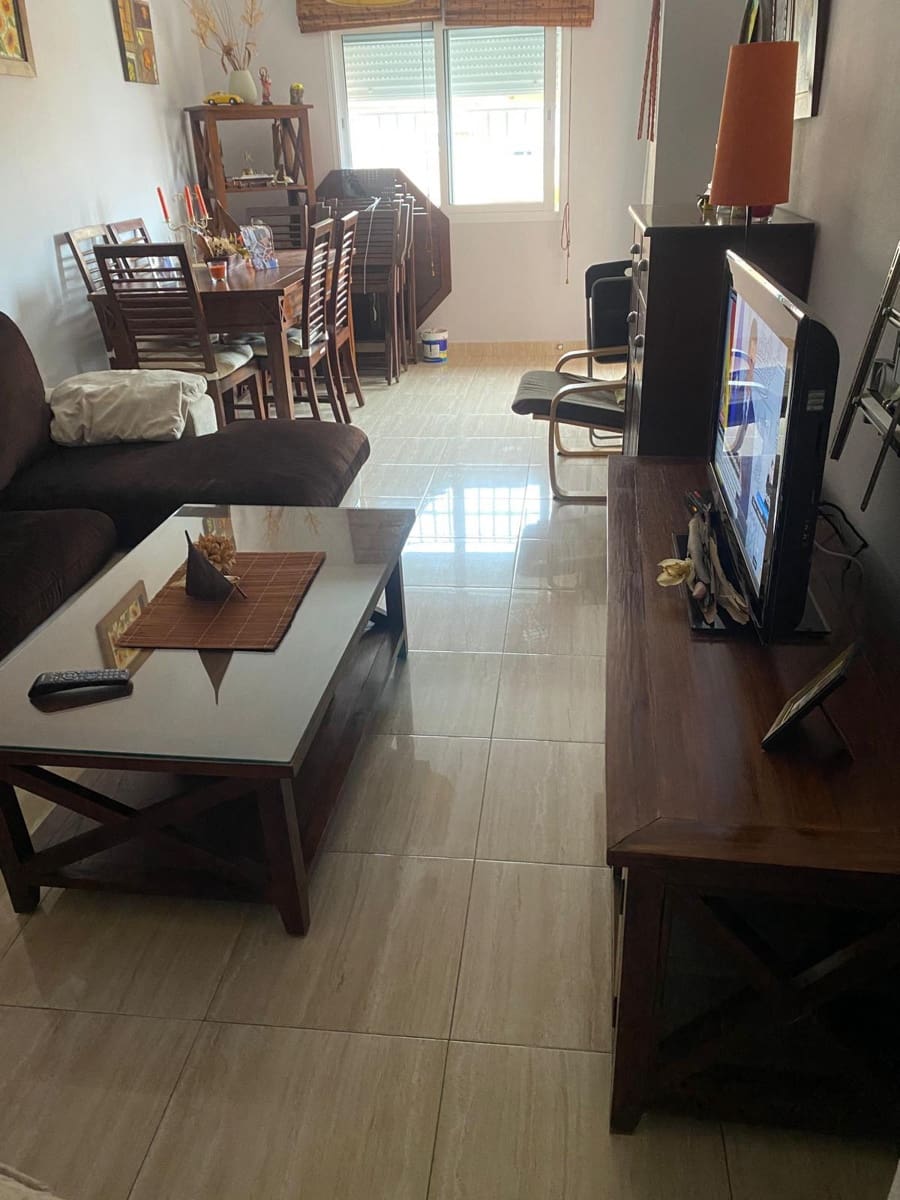 2 makuuhuone Asunto vuokrattavana paikassa San Luis de Sabinillas mukana uima-altaan 
autotalli - 850 € (Ref: 9756218)