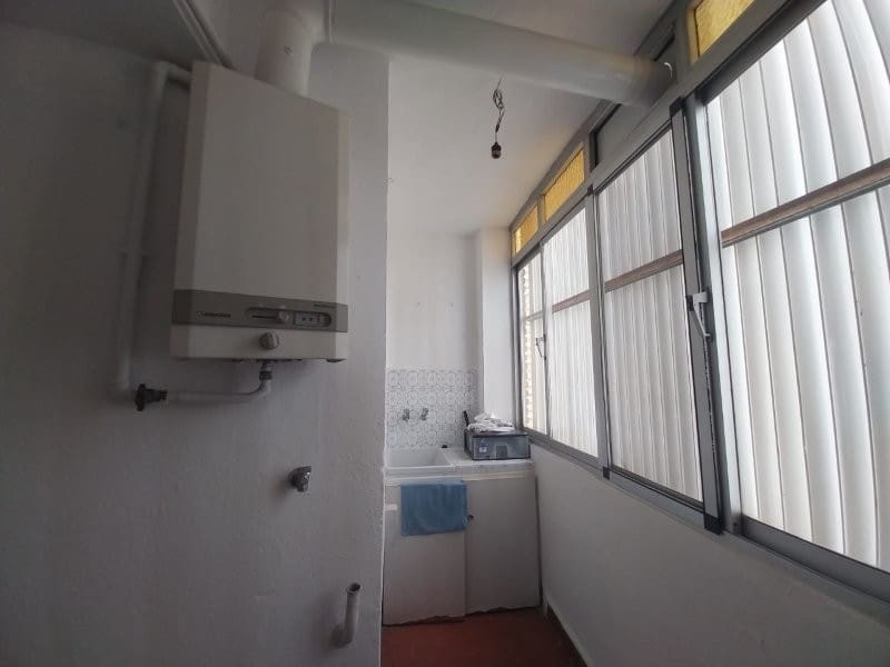 4 bedroom Flat for sale in Malaga city with garage - € 412,500 (Ref: 9761487)