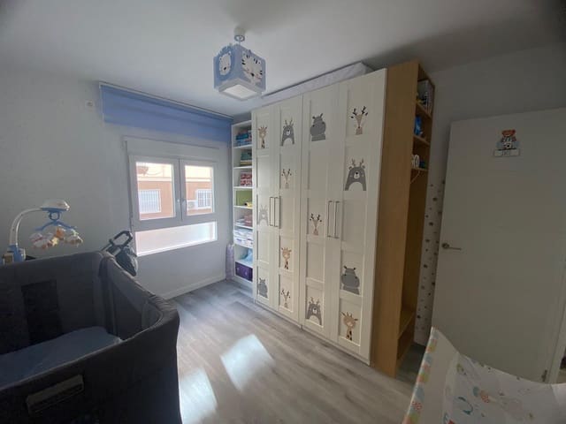 4 makuuhuone Asunto myytävänä paikassa Málaga kaupunki - 340 000 € (Ref: 9770962)