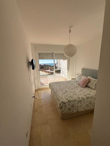 2 bedroom Flat for rent in San Luis de Sabinillas with pool garage - € 1,300 (Ref: 9782411)