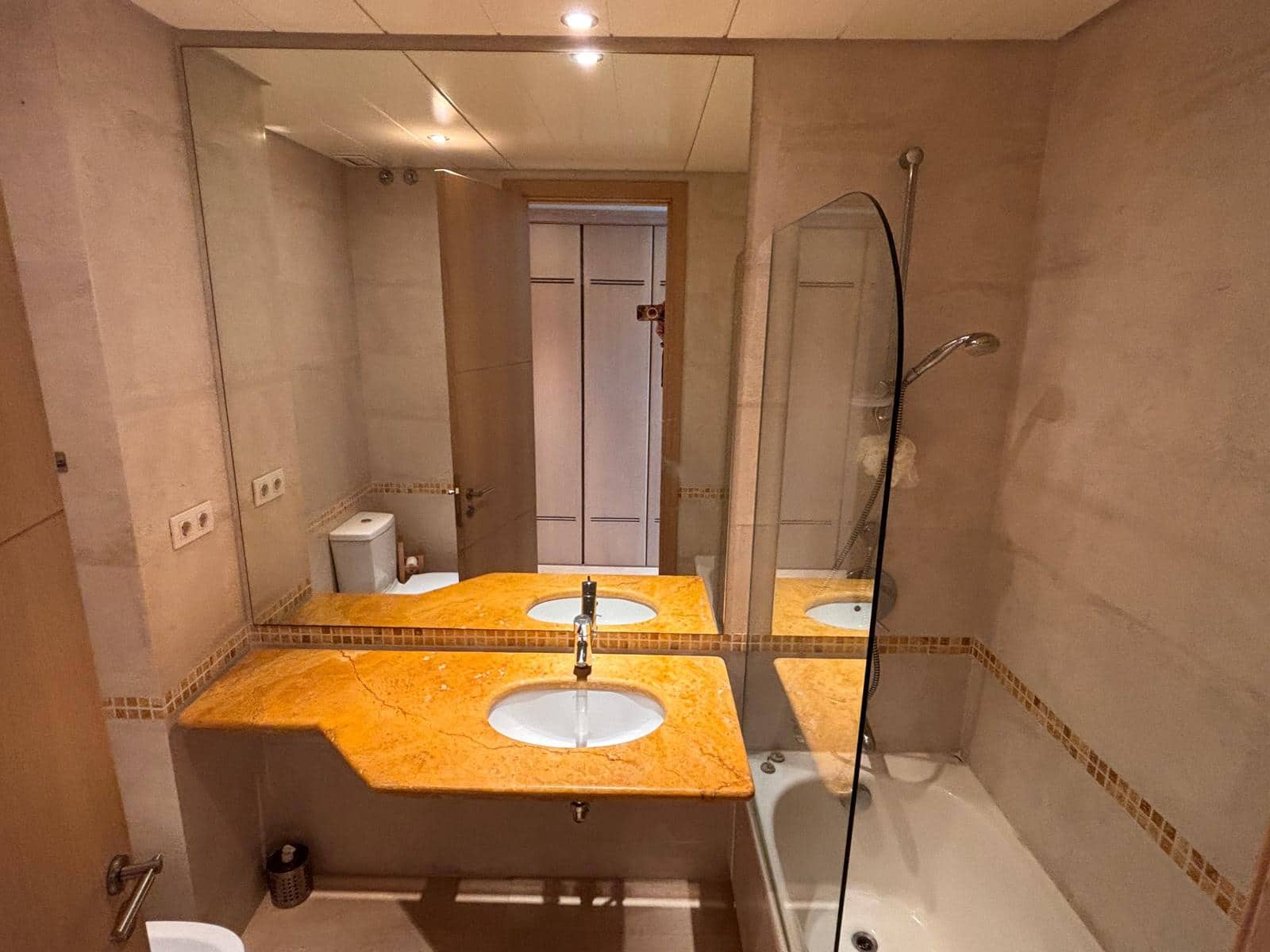 3 bedroom Flat for sale in Sotogrande with pool garage - € 910,000 (Ref: 9787865)