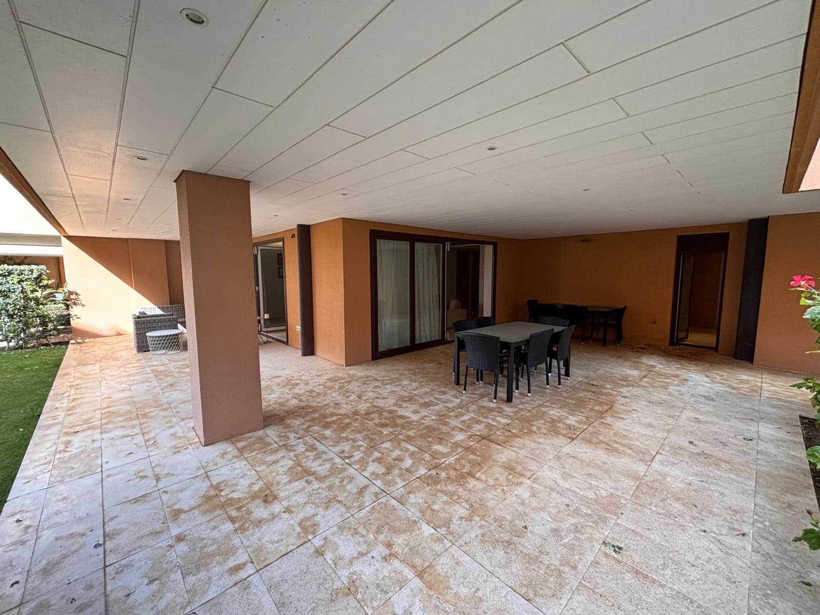 3 bedroom Flat for sale in Sotogrande with pool garage - € 910,000 (Ref: 9787865)