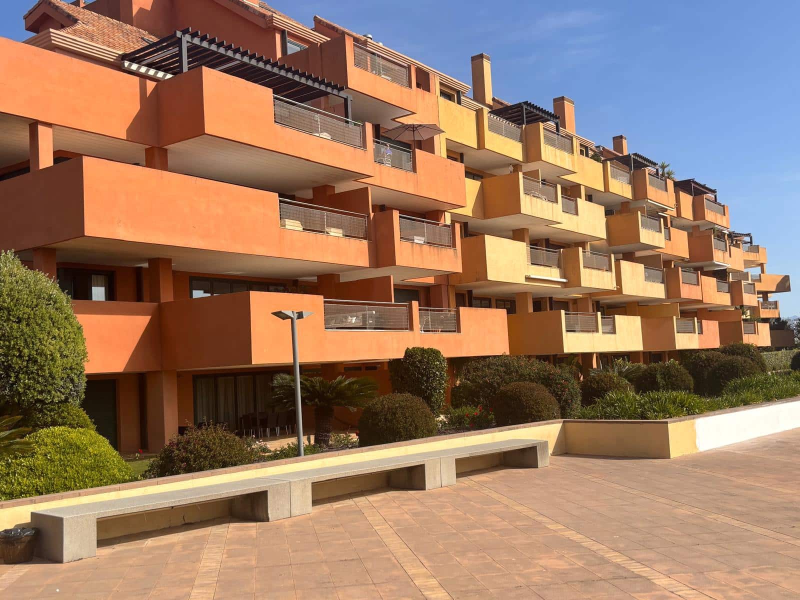 3 bedroom Flat for sale in Sotogrande with pool garage - € 910,000 (Ref: 9787865)