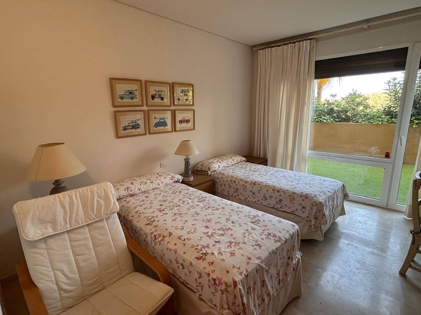 3 bedroom Flat for sale in Sotogrande with pool garage - € 910,000 (Ref: 9787865)