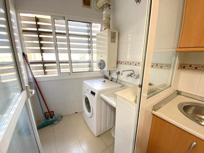 4 soveværelse Lejlighed til salg i Malaga by med swimmingpool garage - € 498.000 (Ref: 9788693)