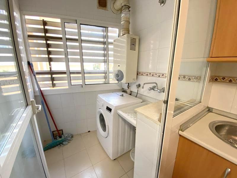 4 soveværelse Lejlighed til salg i Malaga by med swimmingpool garage - € 498.000 (Ref: 9788693)