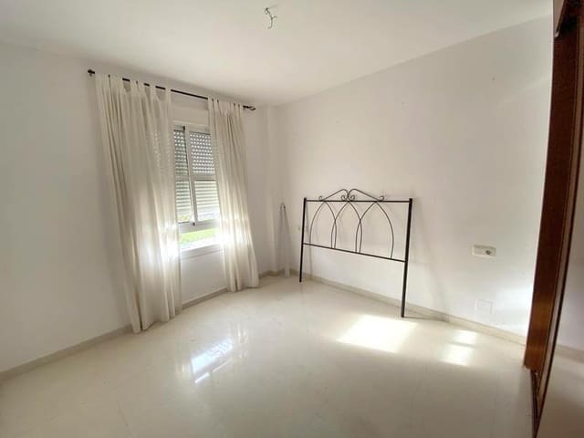 4 soveværelse Lejlighed til salg i Teatinos, Málaga by med swimmingpool garage - € 498.000 (Ref: 9788693)