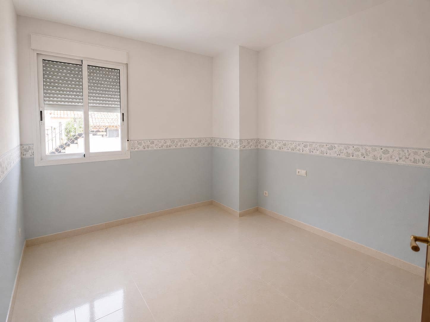 4 bedroom Flat for sale in Malaga city with pool garage - € 488,000 (Ref: 9788693)