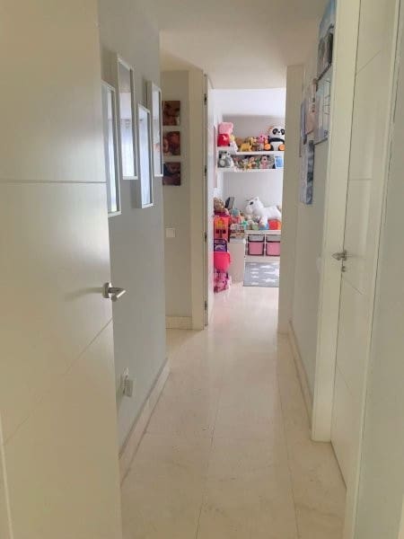 3 bedroom Flat for sale in San Luis de Sabinillas with pool garage - € 375,000 (Ref: 9789838)