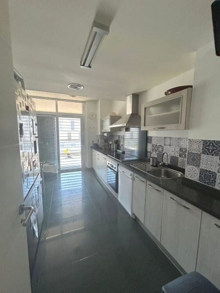 3 bedroom Flat for sale in San Luis de Sabinillas with pool garage - € 375,000 (Ref: 9789838)