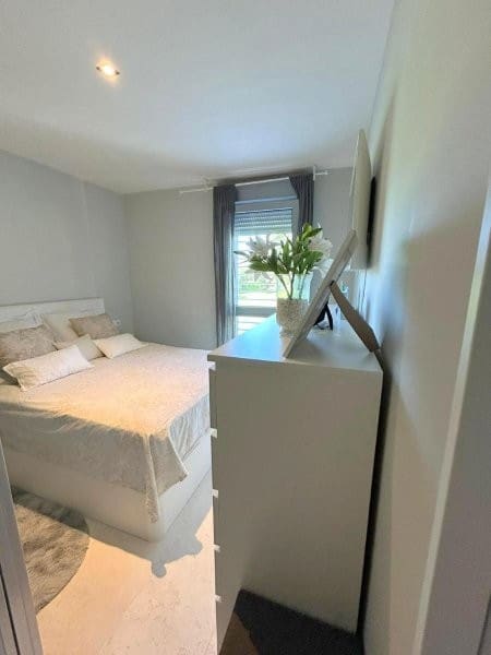 3 bedroom Flat for sale in San Luis de Sabinillas with pool garage - € 375,000 (Ref: 9789838)