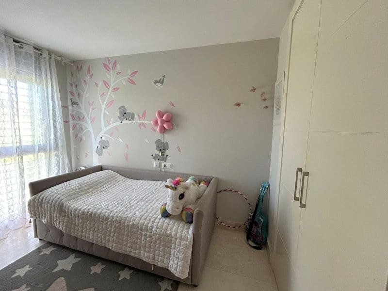 3 bedroom Flat for sale in San Luis de Sabinillas with pool garage - € 375,000 (Ref: 9789838)