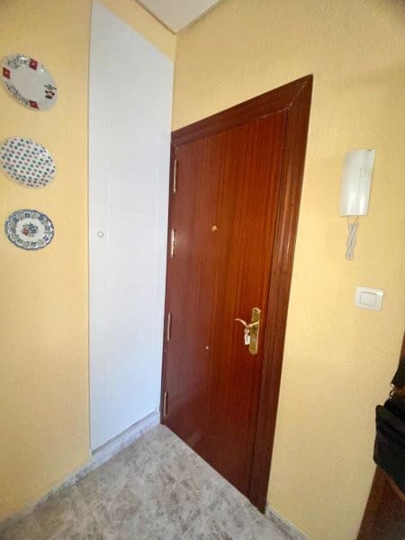3 soverom Leilighet til salgs i Malaga by - € 250 000 (Ref: 9793646)