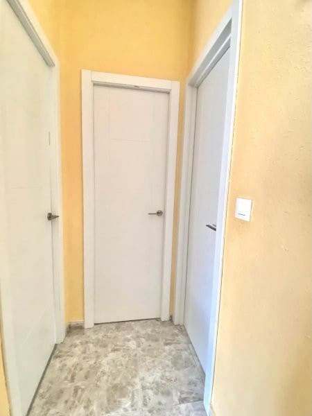 3 soverom Leilighet til salgs i Malaga by - € 250 000 (Ref: 9793646)