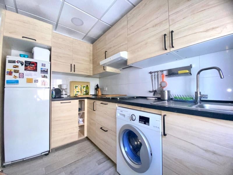 3 soverom Leilighet til salgs i Malaga by - € 250 000 (Ref: 9793646)