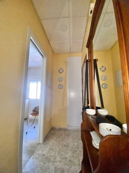 3 bedroom Flat for sale in Malaga city - € 250,000 (Ref: 9793646)