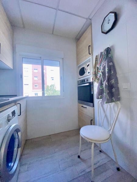 3 bedroom Flat for sale in Malaga city - € 250,000 (Ref: 9793646)