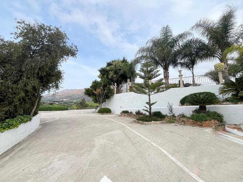 Byggetomt til salgs i Estepona - € 3 181 500 (Ref: 9795602)