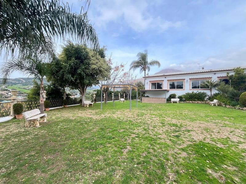 Byggetomt til salgs i Estepona - € 3 181 500 (Ref: 9795602)