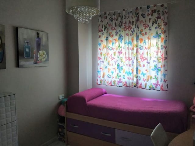 2 camera da letto Appartamento da affittare in Estepona con piscina garage - 1.200 € (Rif: 9798355)