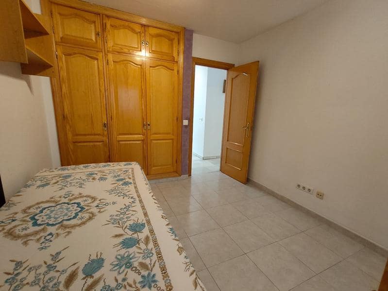 4 soveværelse Lejlighed til salg i Estepona - € 392.000 (Ref: 9798356)