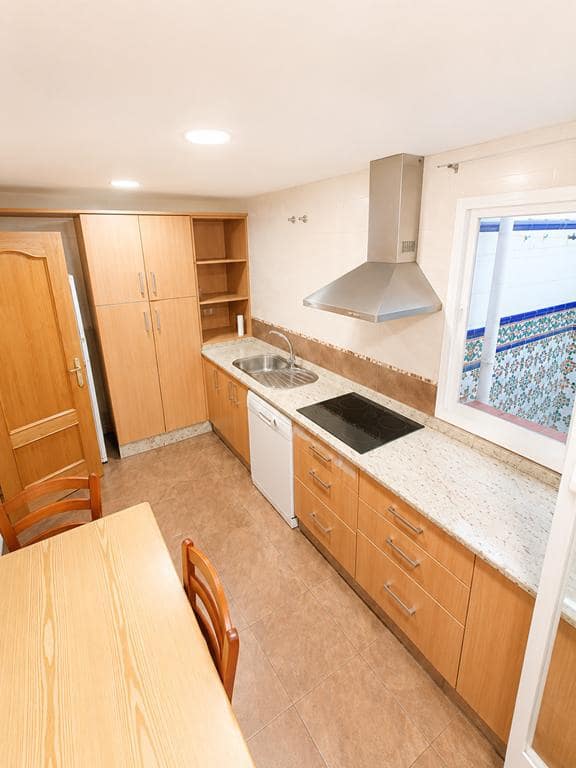 4 sovrum Lägenhet till salu i Estepona - 387 000 € (Ref: 9798356)