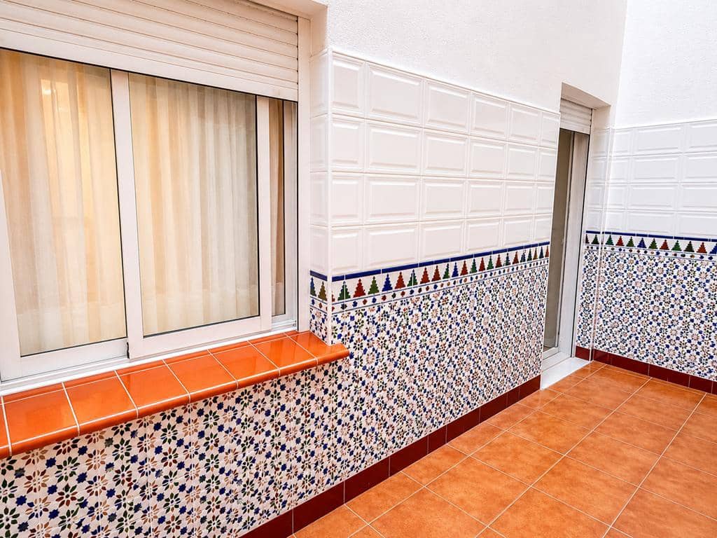 4 sovrum Lägenhet till salu i Estepona - 387 000 € (Ref: 9798356)